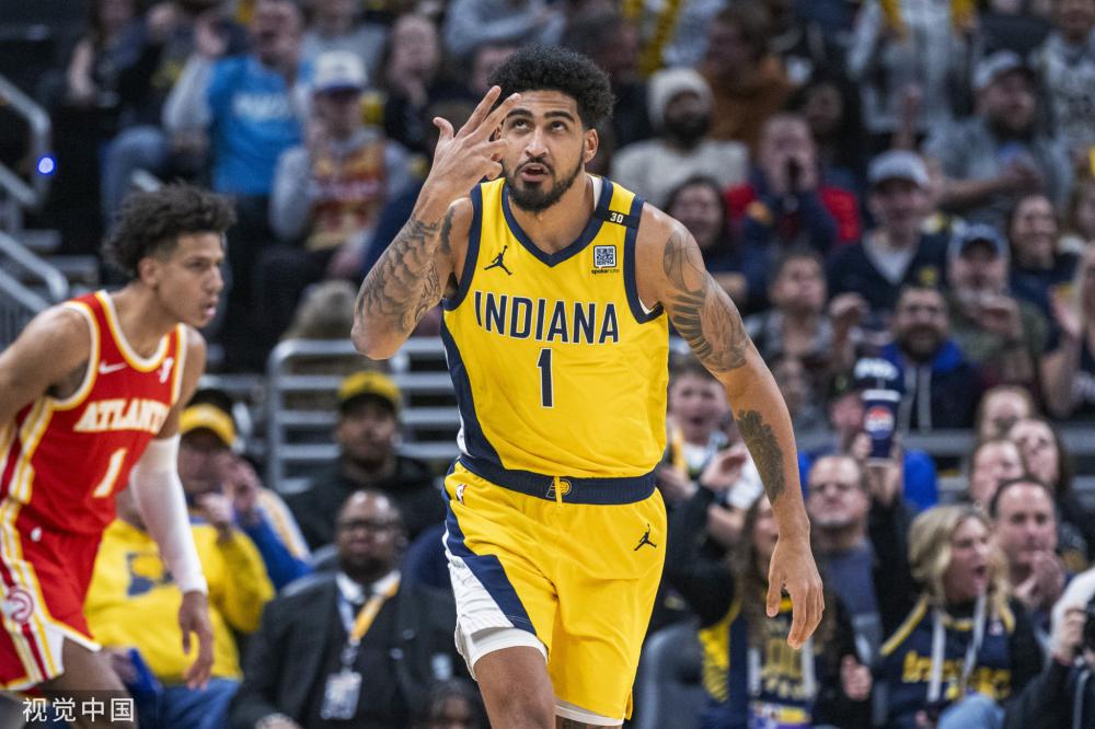 不仅衬托出 不仅衬托出