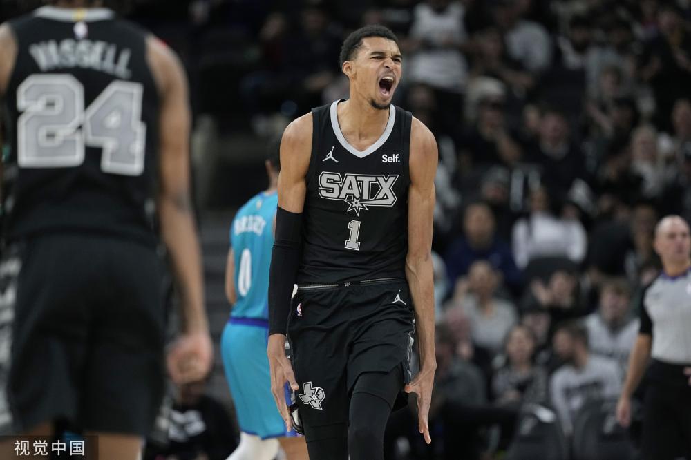 若在学校打 若在学校打